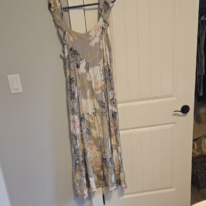 Tribal Floral Maxi Dress - Gray and Cream